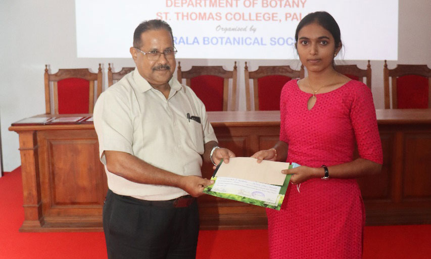 R. Jayalakshmi of M.Sc Botany Secured Second Prize in Kerala Botanical Society Intercollegiate Project Presentation